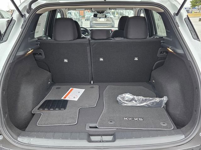New 2026 Nissan Kicks SV image 12