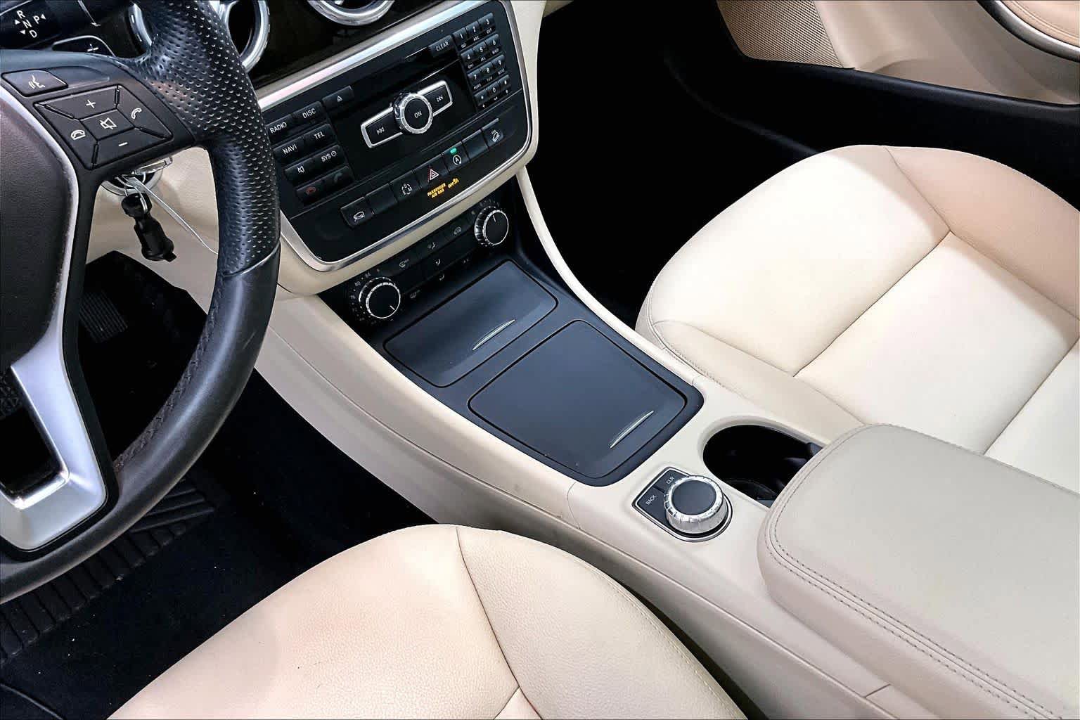 Used 2015 Mercedes-Benz GLA 250 4MATIC image 16