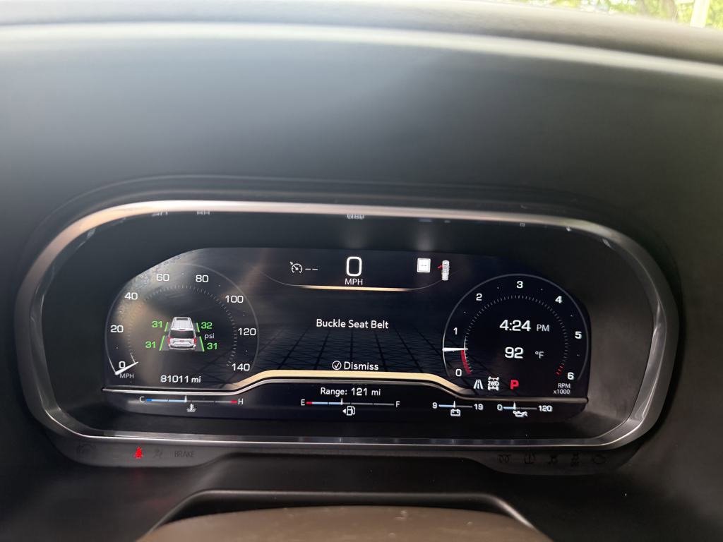 Used 2022 GMC Yukon SLT w/ SLT Luxury Package image 16