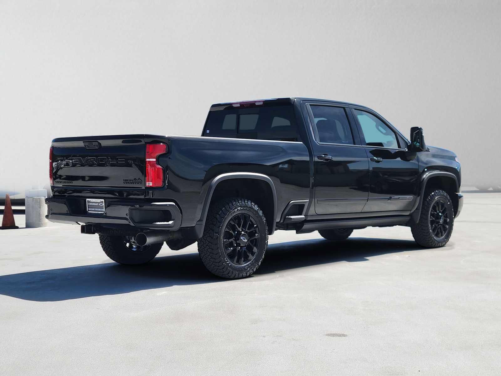 New 2026 Chevrolet Silverado 2500 High Country w/ Midnight Edition AWD/4WD image 3