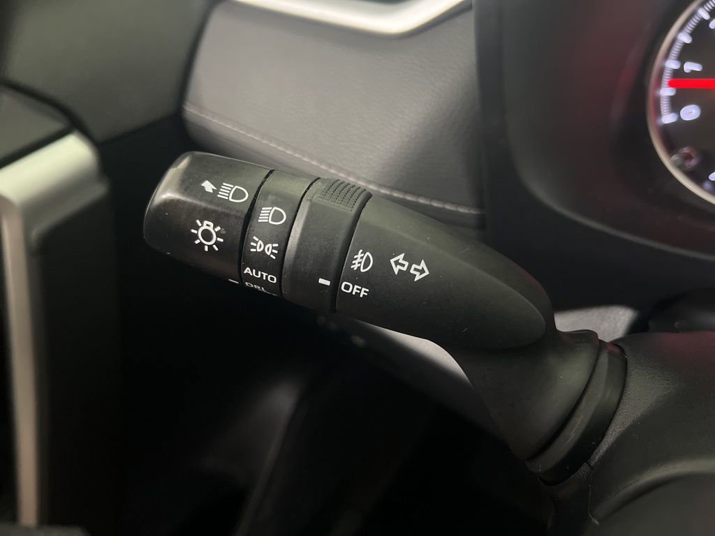 Used 2021 Toyota RAV4 XLE image 62