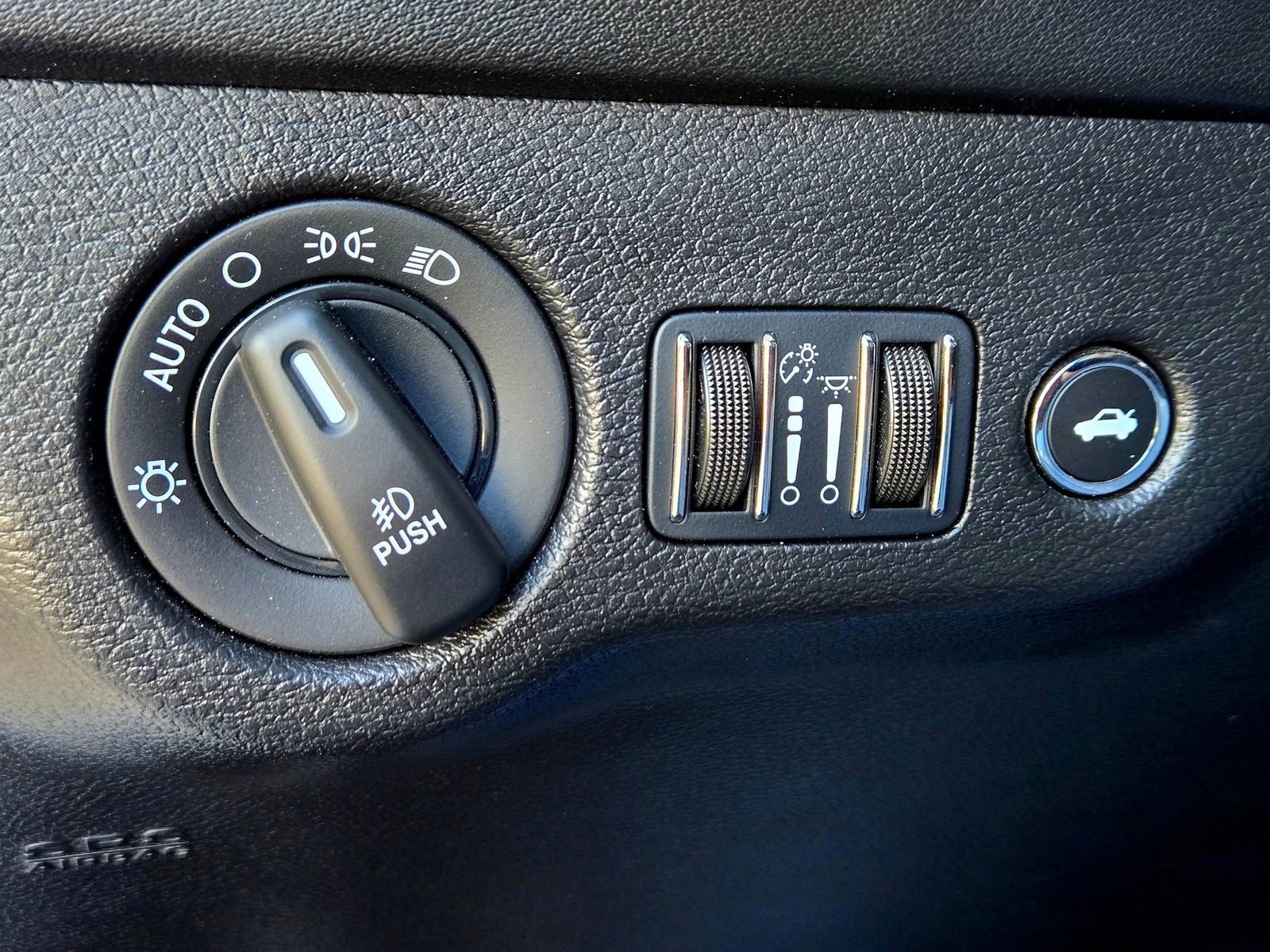 Used 2023 Dodge Charger GT w/ Plus Group image 21