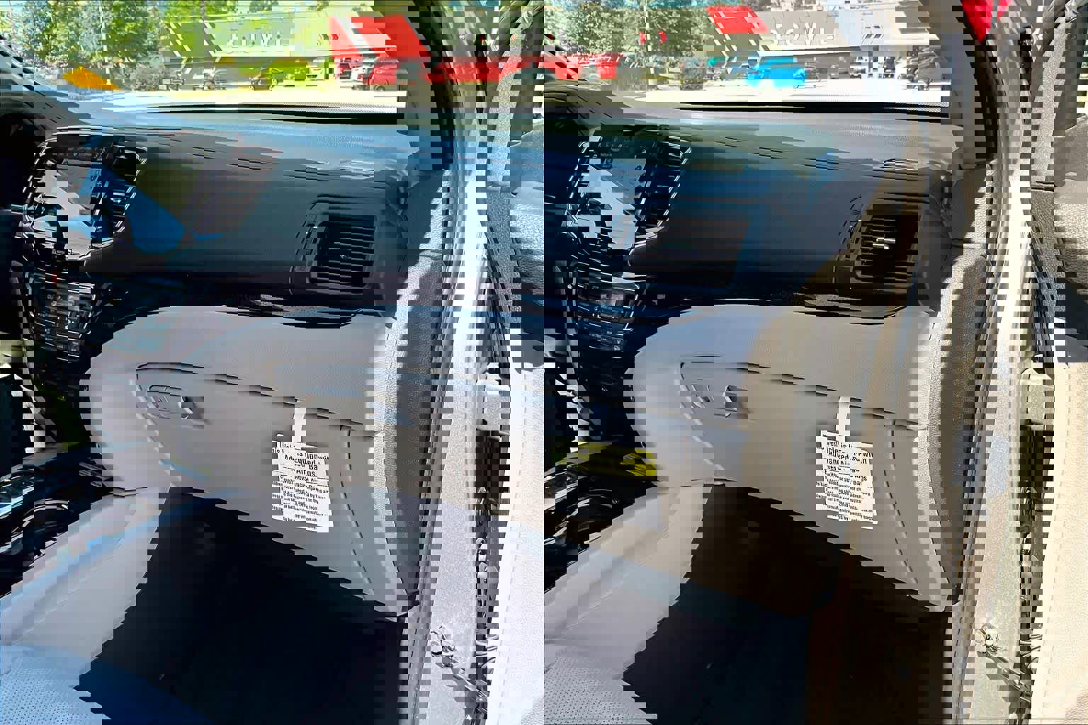 Used 2020 Honda Pilot Elite image 18