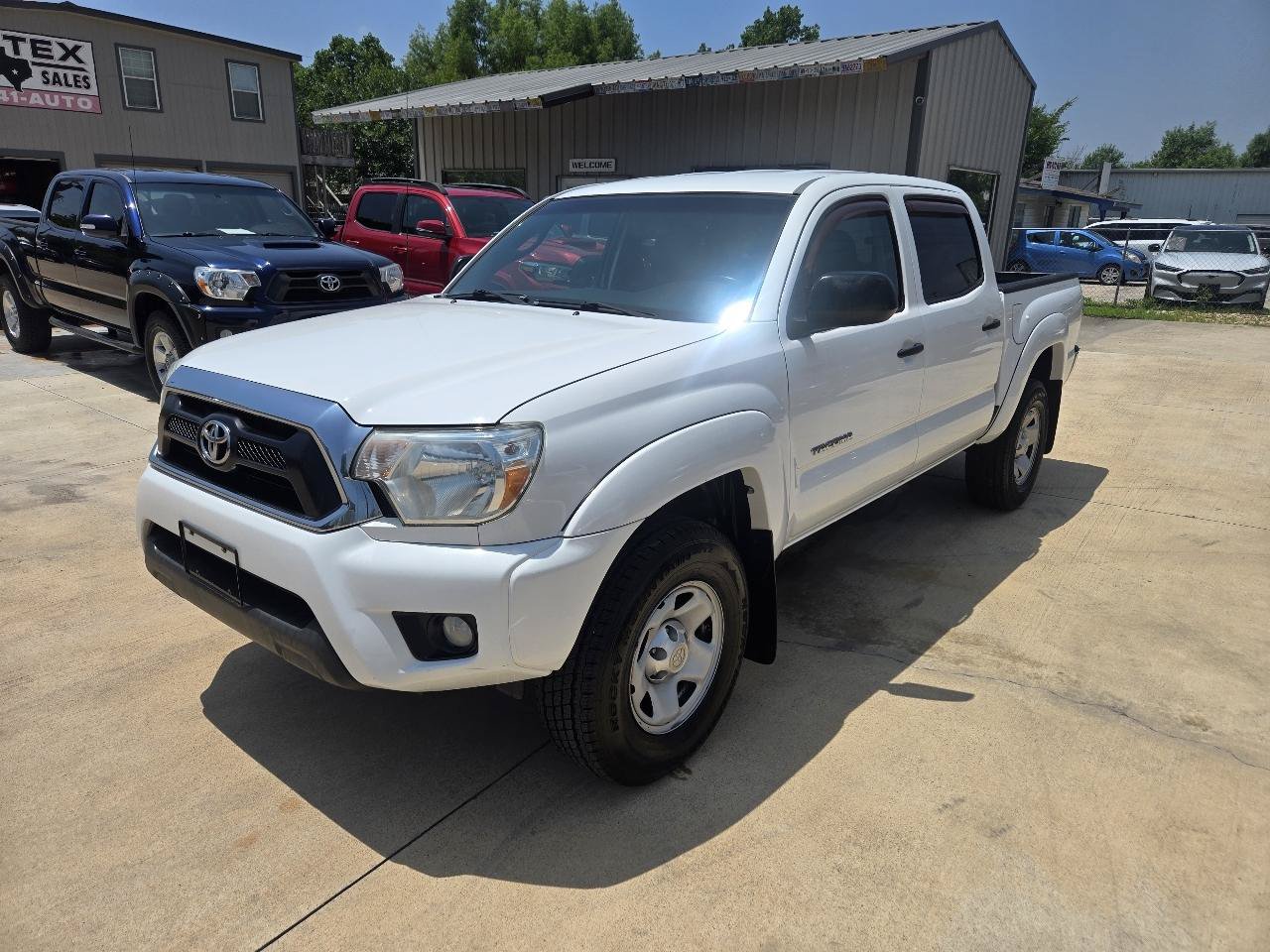 Used 2012 Toyota Tacoma PreRunner w/ SR5 Pkg RWD image 3