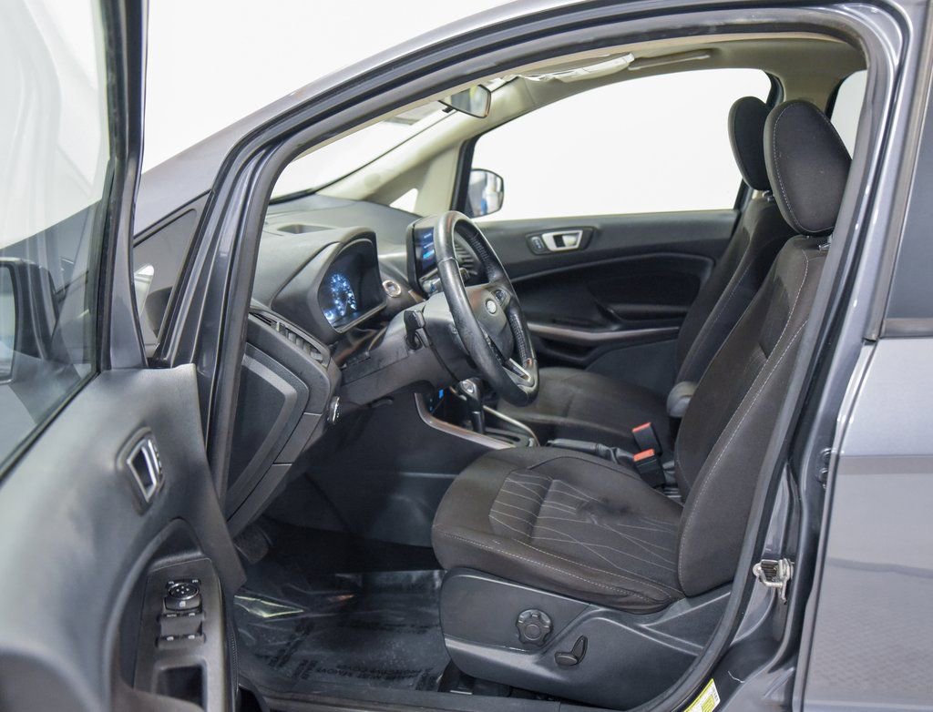 Used 2019 Ford EcoSport SE image 2