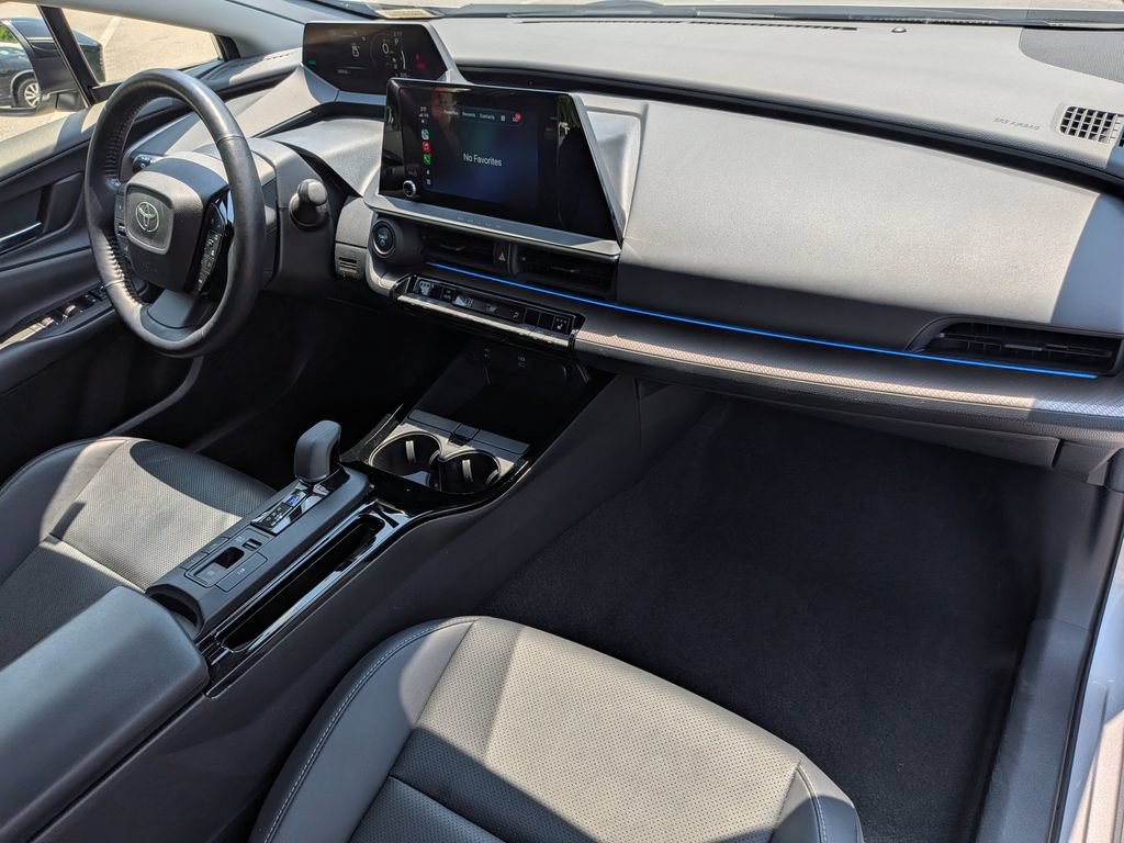 Used 2023 Toyota Prius XLE FWD image 27