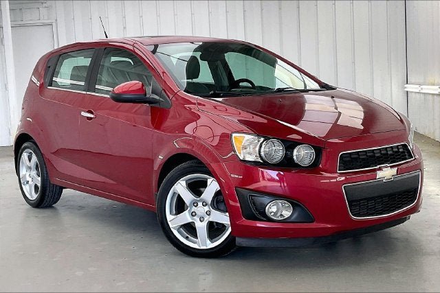 Used 2014 Chevrolet Sonic LTZ w/ Fun and Sun Package FWD image 35