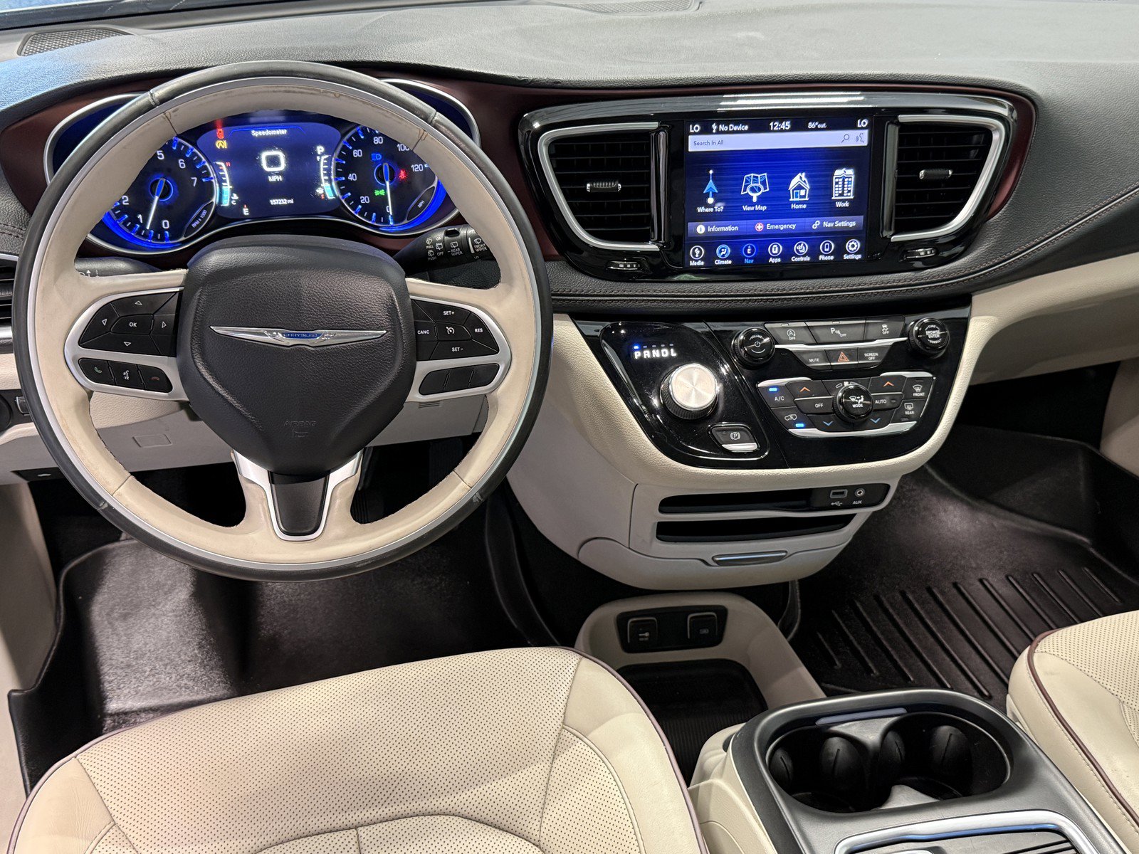Used 2020 Chrysler Pacifica Limited FWD image 24