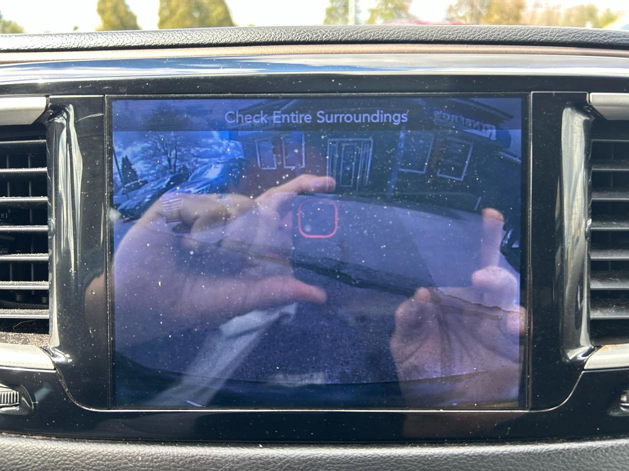 Used 2017 Chrysler Pacifica Touring FWD image 14