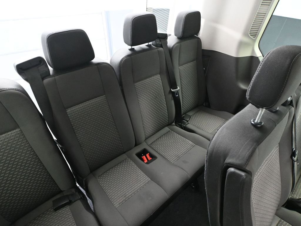 Used 2024 Ford Transit 350 XLT image 33