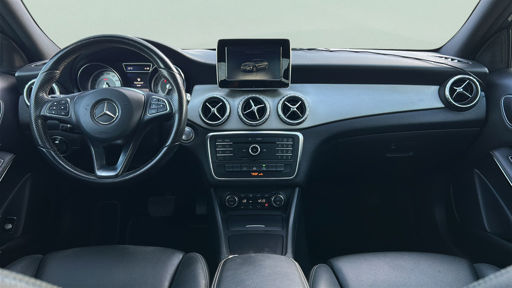 Used 2016 Mercedes-Benz GLA 250 image 17