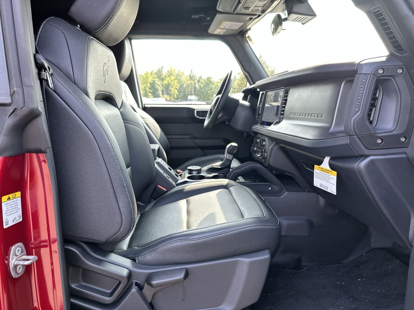 New 2025 Ford Bronco Big Bend w/ Black Diamond Package AWD/4WD image 27