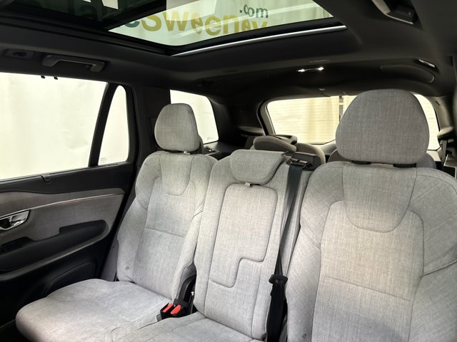 Used 2020 Volvo XC90 T6 Inscription w/ Protection Package Premier image 13
