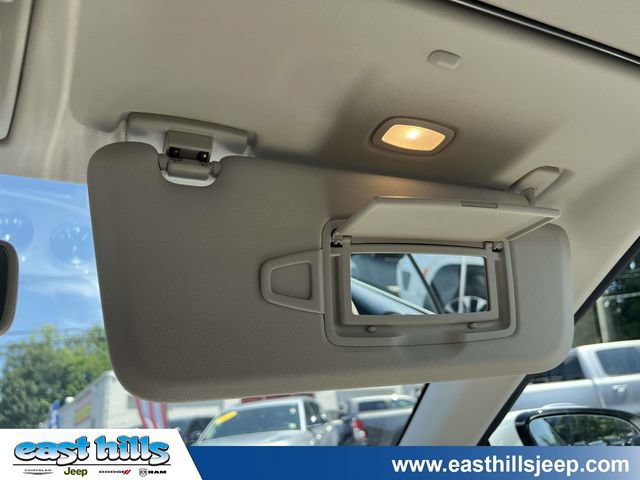 Used 2020 Mercedes-Benz E 450 4MATIC Cabriolet image 39