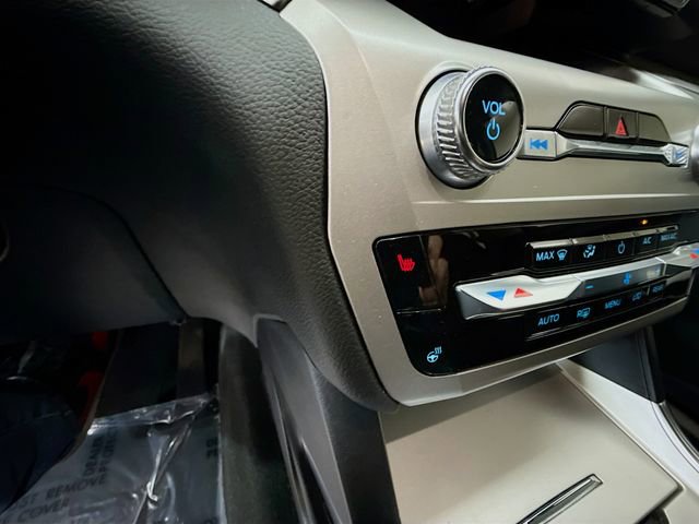 Used 2022 Ford Explorer XLT w/ Equipment Group 202A image 20