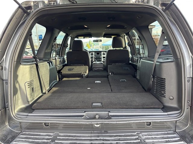 Used 2017 Ford Expedition XLT image 32