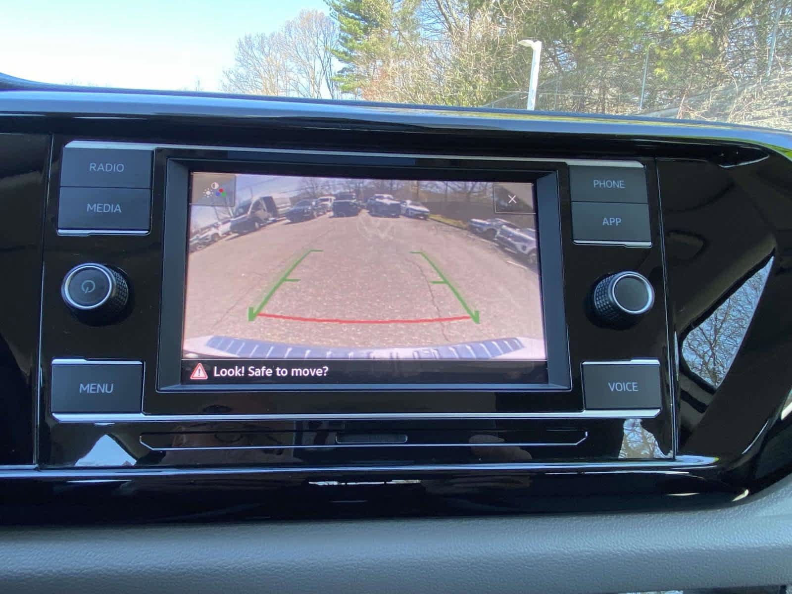 Certified 2024 Volkswagen Taos S AWD/4WD image 16