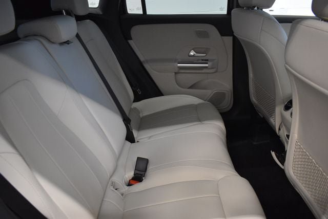 New 2026 Mercedes-Benz GLA 250 4MATIC image 17