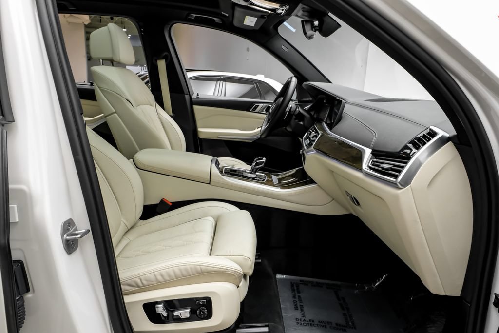 Used 2023 BMW X5 M50i w/ Executive Package AWD/4WD image 31