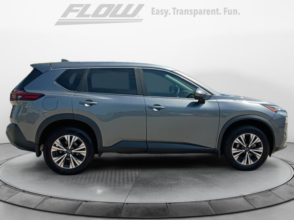 Used 2023 Nissan Rogue SV image 10