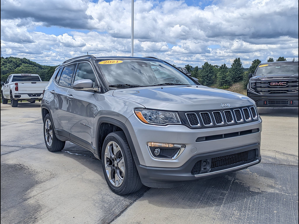 Used 2021 Jeep Compass Limited w/ Sun and Sound Group AWD/4WD image 5
