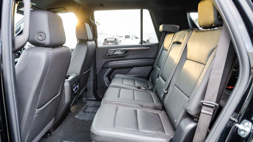 Used 2025 Chevrolet Tahoe Z71 AWD/4WD image 22