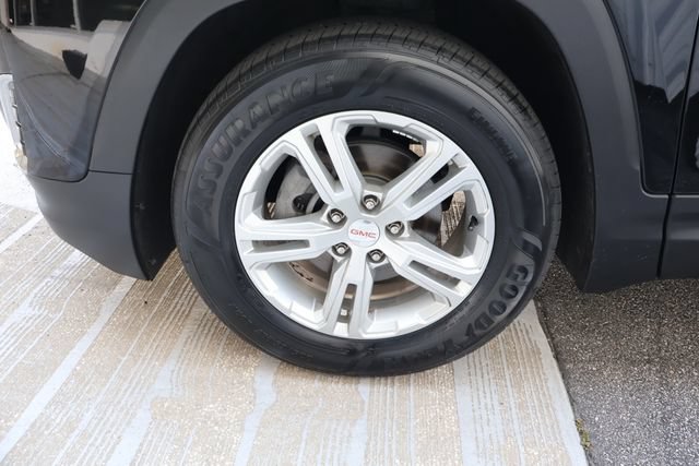 Used 2020 GMC Terrain SLE w/ Driver Convenience Package FWD image 11