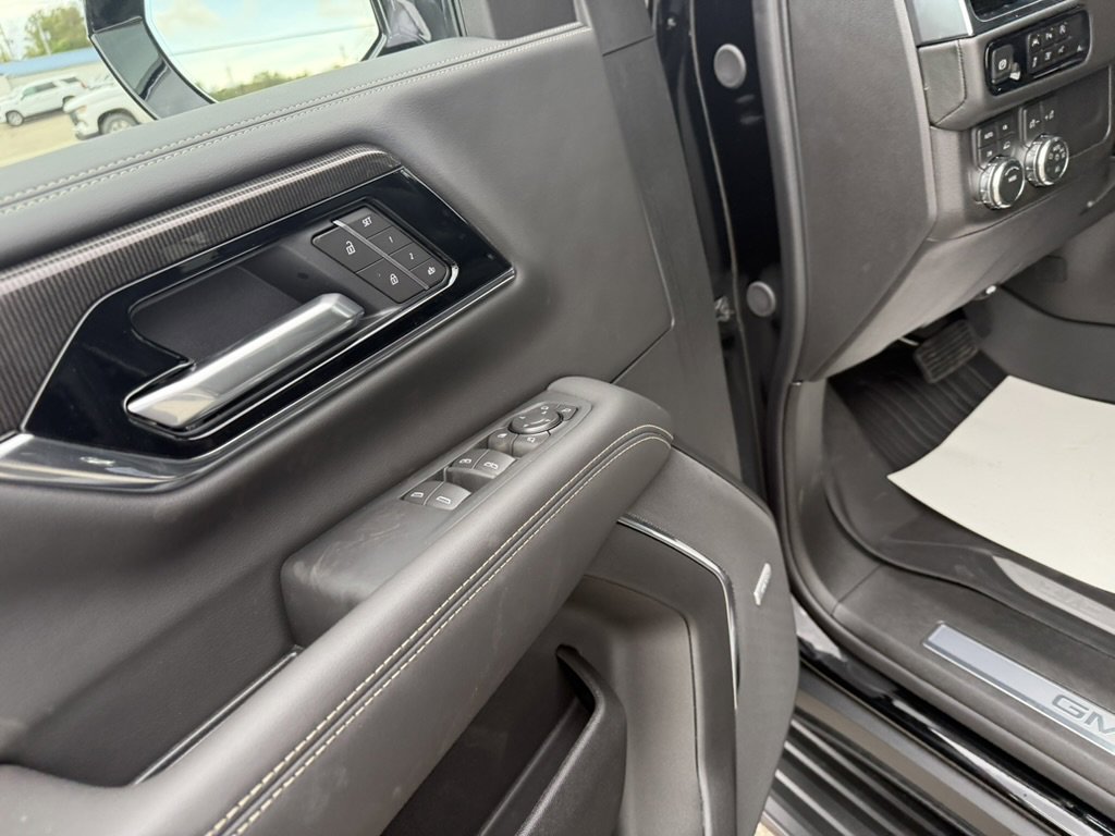 New 2026 GMC Yukon Elevation w/ LPO, Floor Liner Package image 15