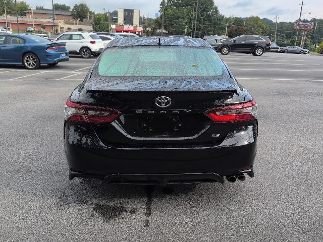Used 2024 Toyota Camry SE FWD image 7