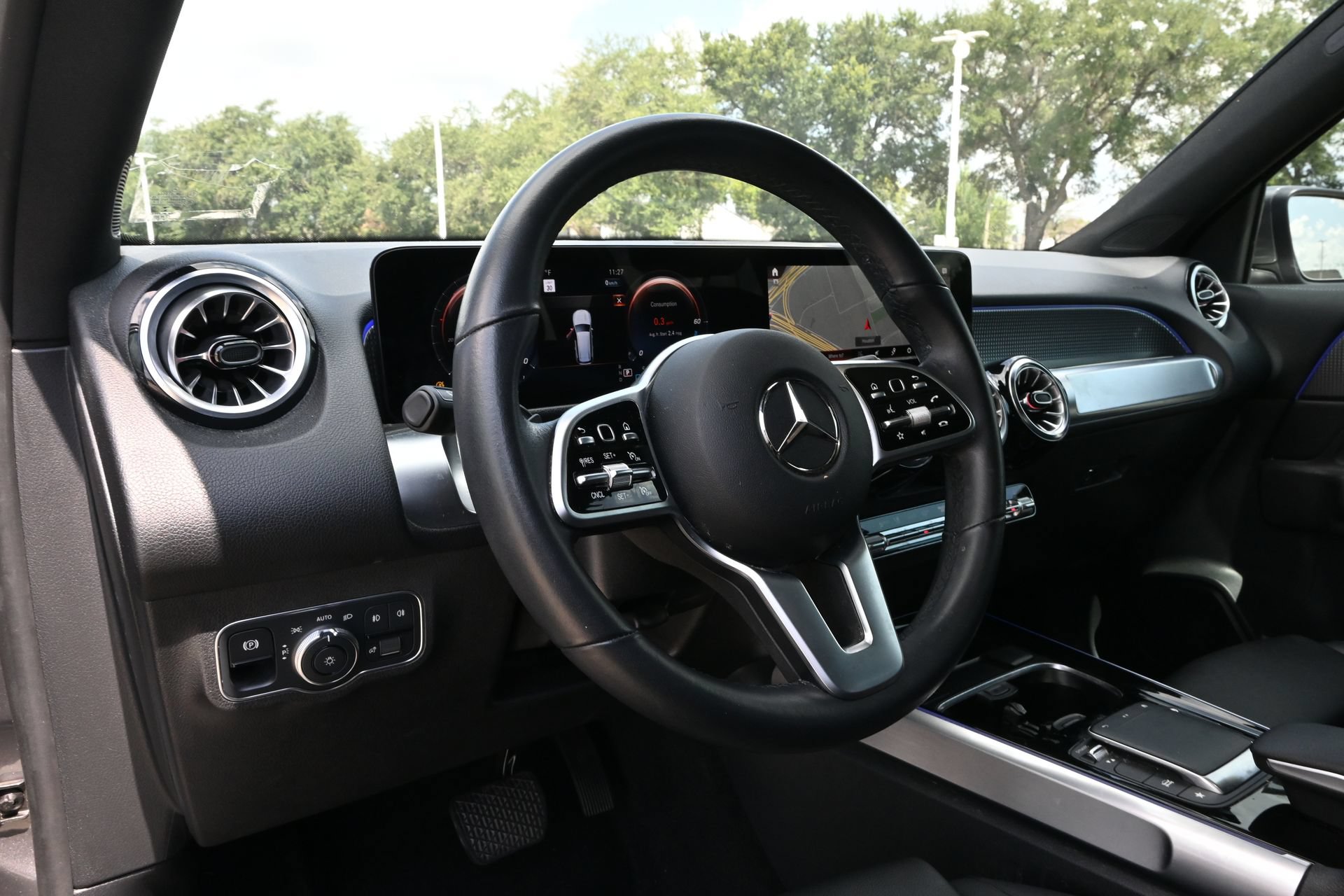 Used 2022 Mercedes-Benz GLB 250 image 17