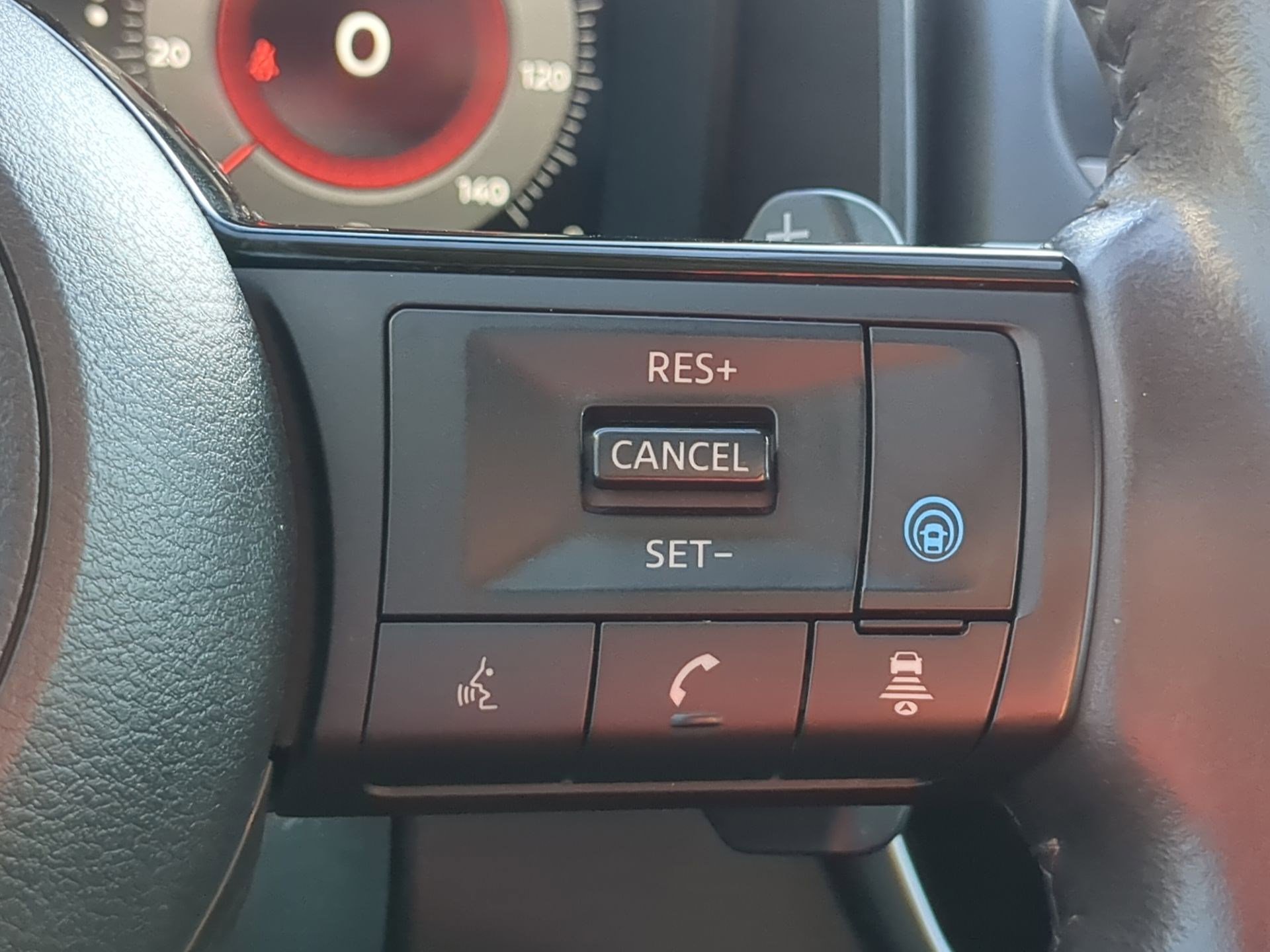 Used 2022 Nissan Rogue Platinum w/ Head-Up Display Package image 19