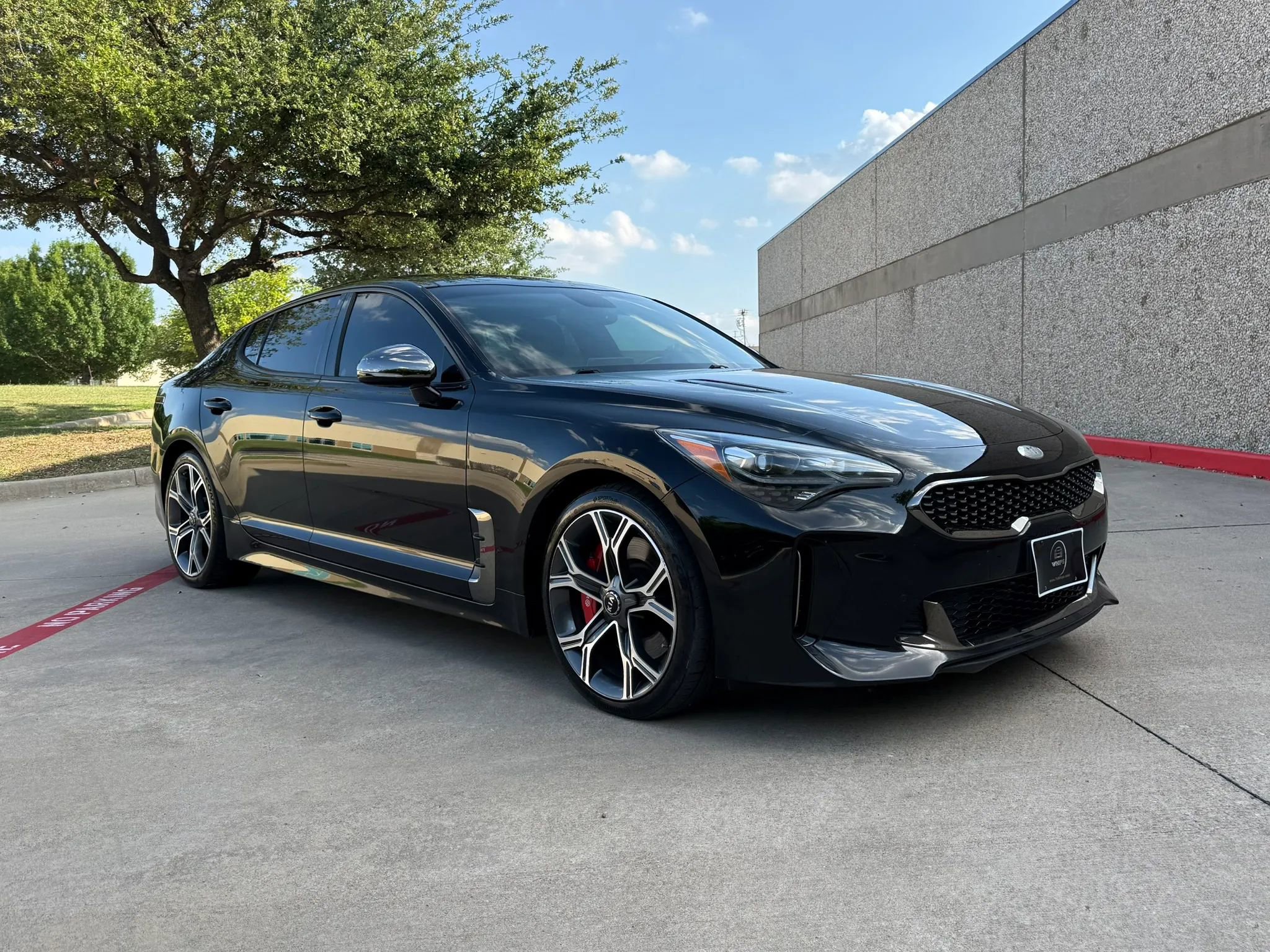 Used 2018 Kia Stinger GT1 RWD image 7