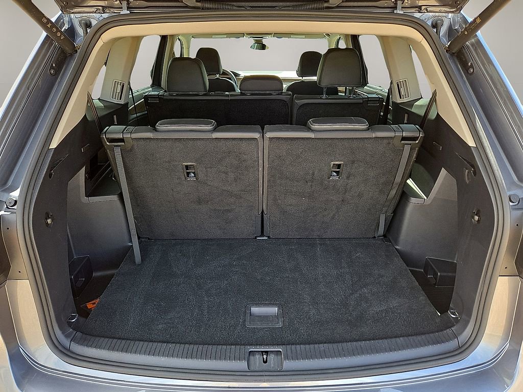 Used 2025 Volkswagen Atlas SE FWD image 13