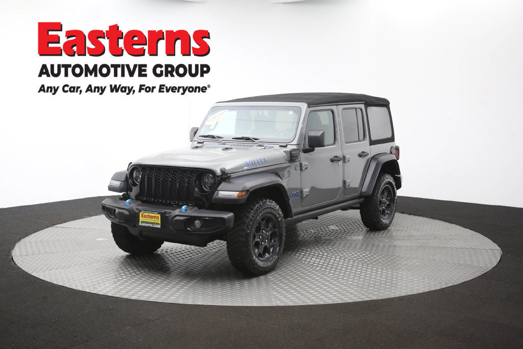 Used 2023 Jeep Wrangler Unlimited w/ Cold Weather Group AWD/4WD image 59