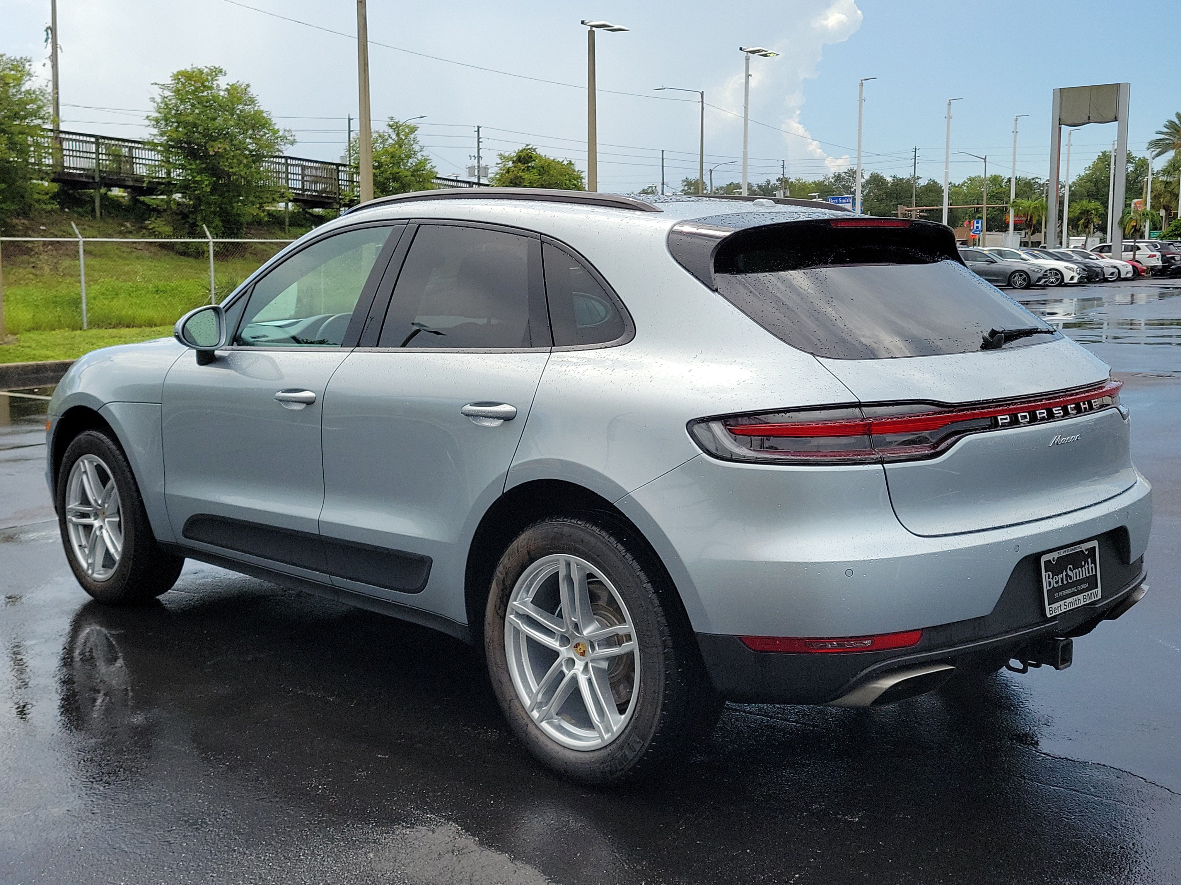 Used 2019 Porsche Macan AWD/4WD image 4