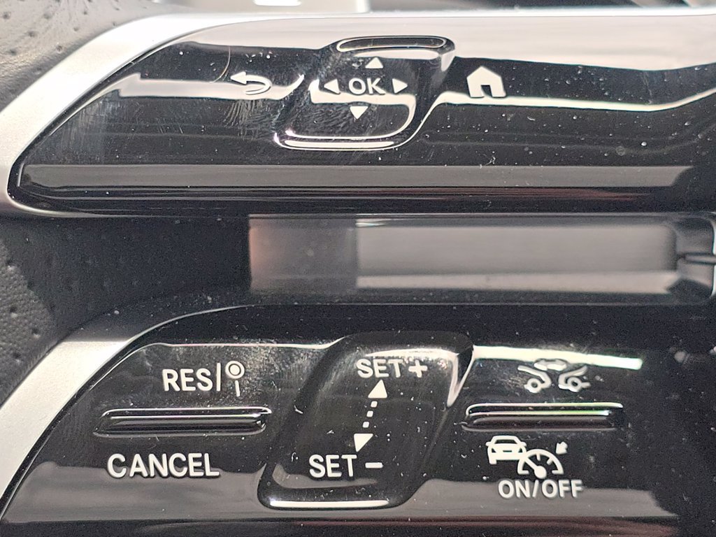 Certified 2026 Mercedes-Benz GLS 450 4MATIC image 38