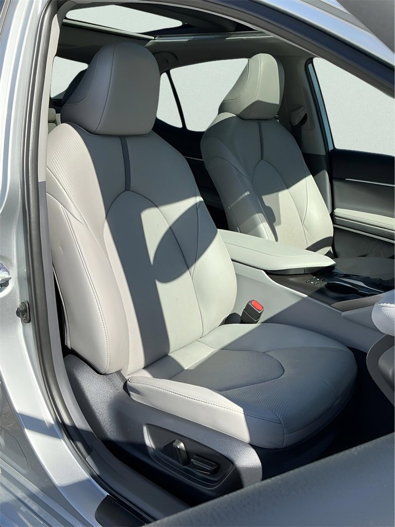 Used 2023 Toyota Camry XSE image 43
