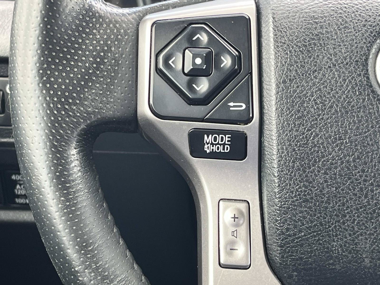 Used 2017 Toyota 4Runner Limited AWD/4WD image 35