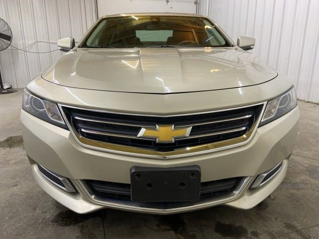 Used 2015 Chevrolet Impala LT image 2