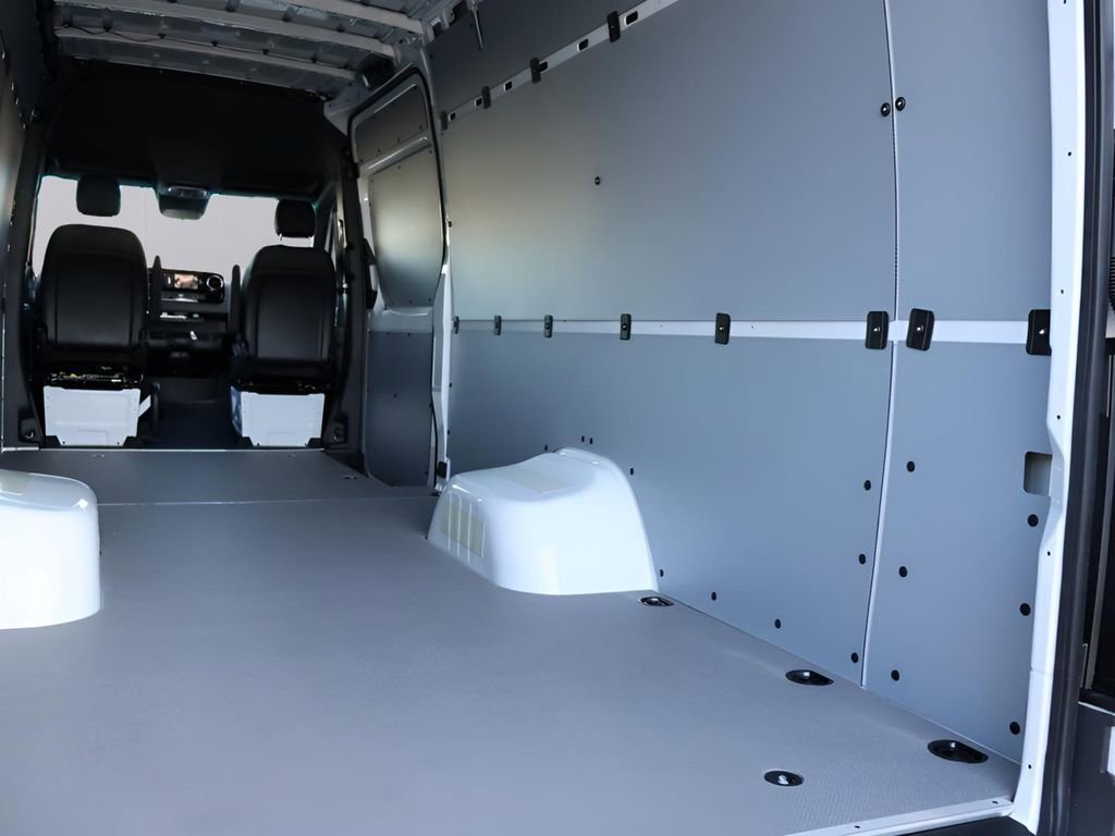 Used 2024 Mercedes-Benz Sprinter 3500 image 20