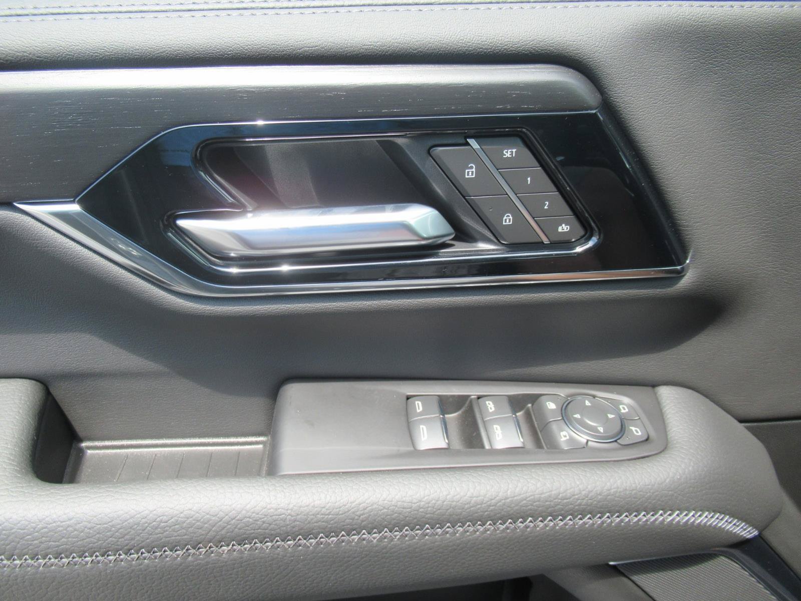 New 2026 GMC Yukon Denali w/ Advanced Technology Package RWD image 25