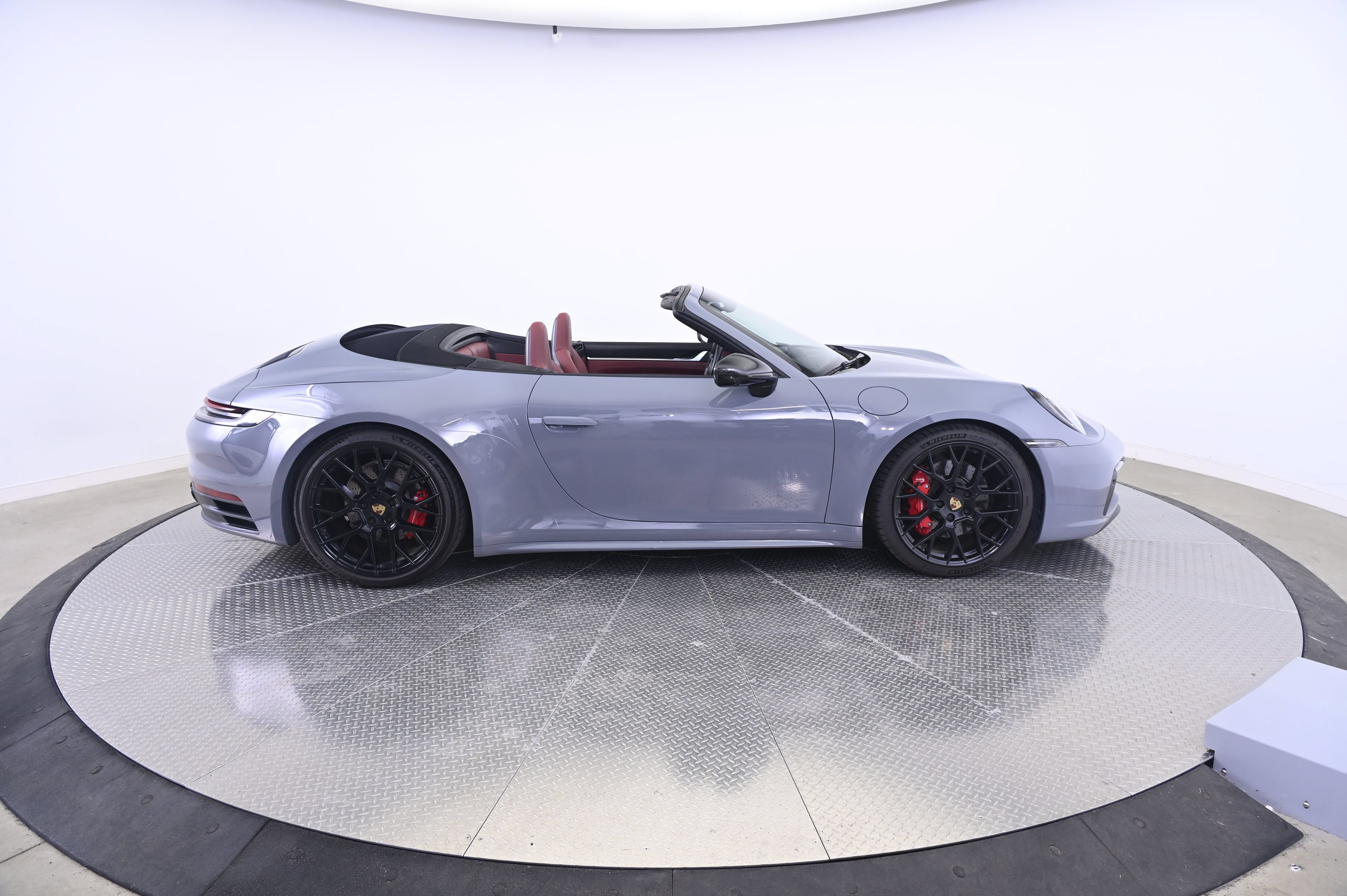 Certified 2023 Porsche 911 Carrera S RWD image 8