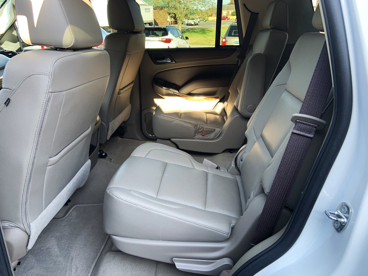 Used 2020 Chevrolet Tahoe Premier w/ 6.2L Performance Package image 11