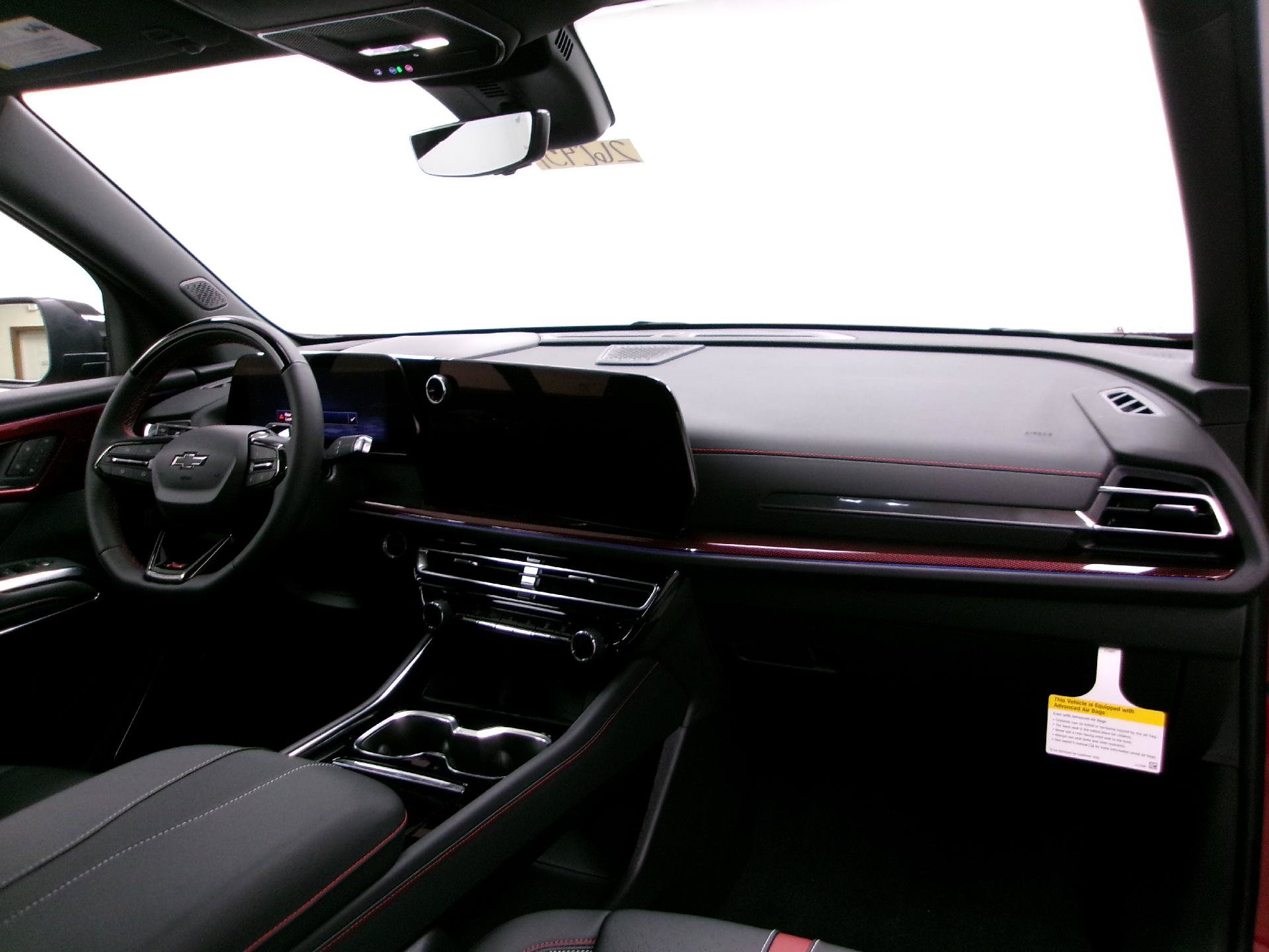 New 2026 Chevrolet Traverse RS w/ LPO, Floor Liner Package FWD image 3