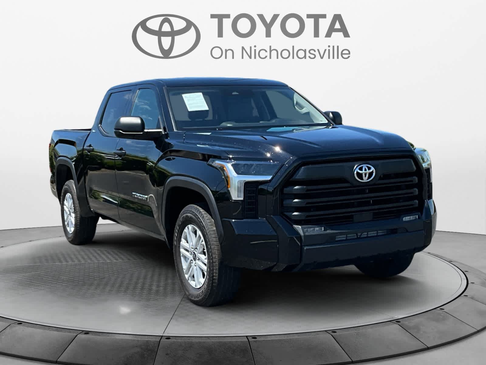 Used 2024 Toyota Tundra SR5 AWD/4WD image 7