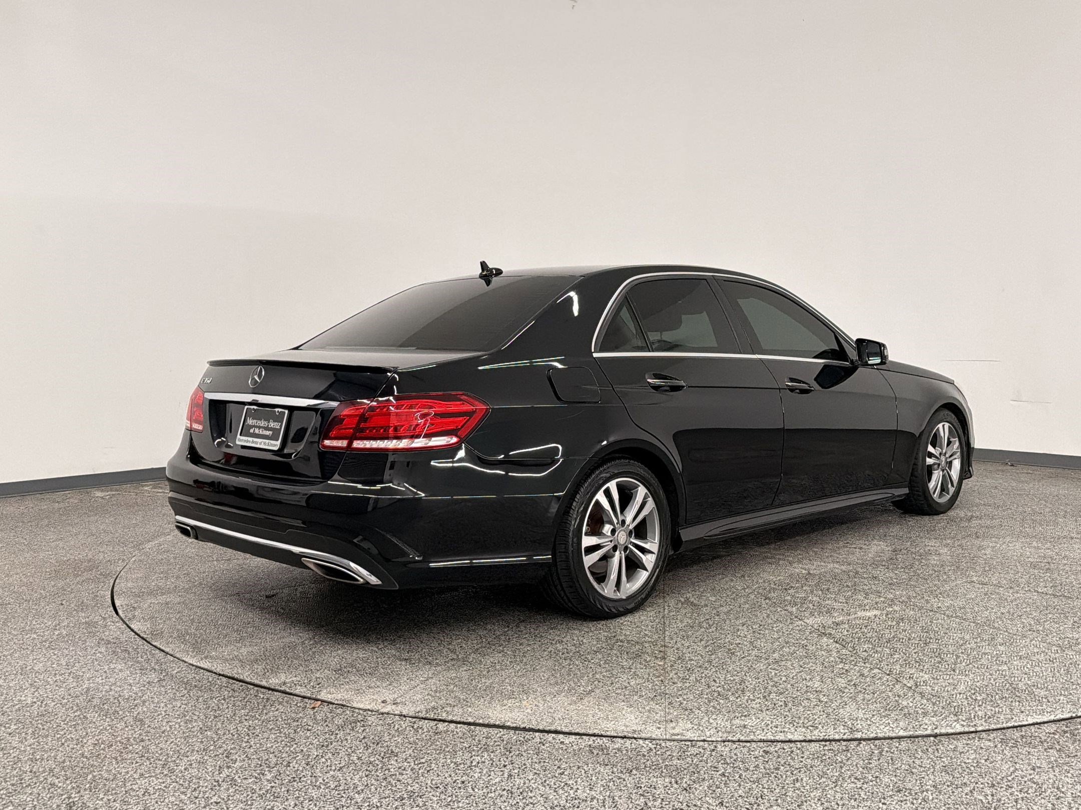 Certified 2016 Mercedes-Benz E 350 Sedan image 8