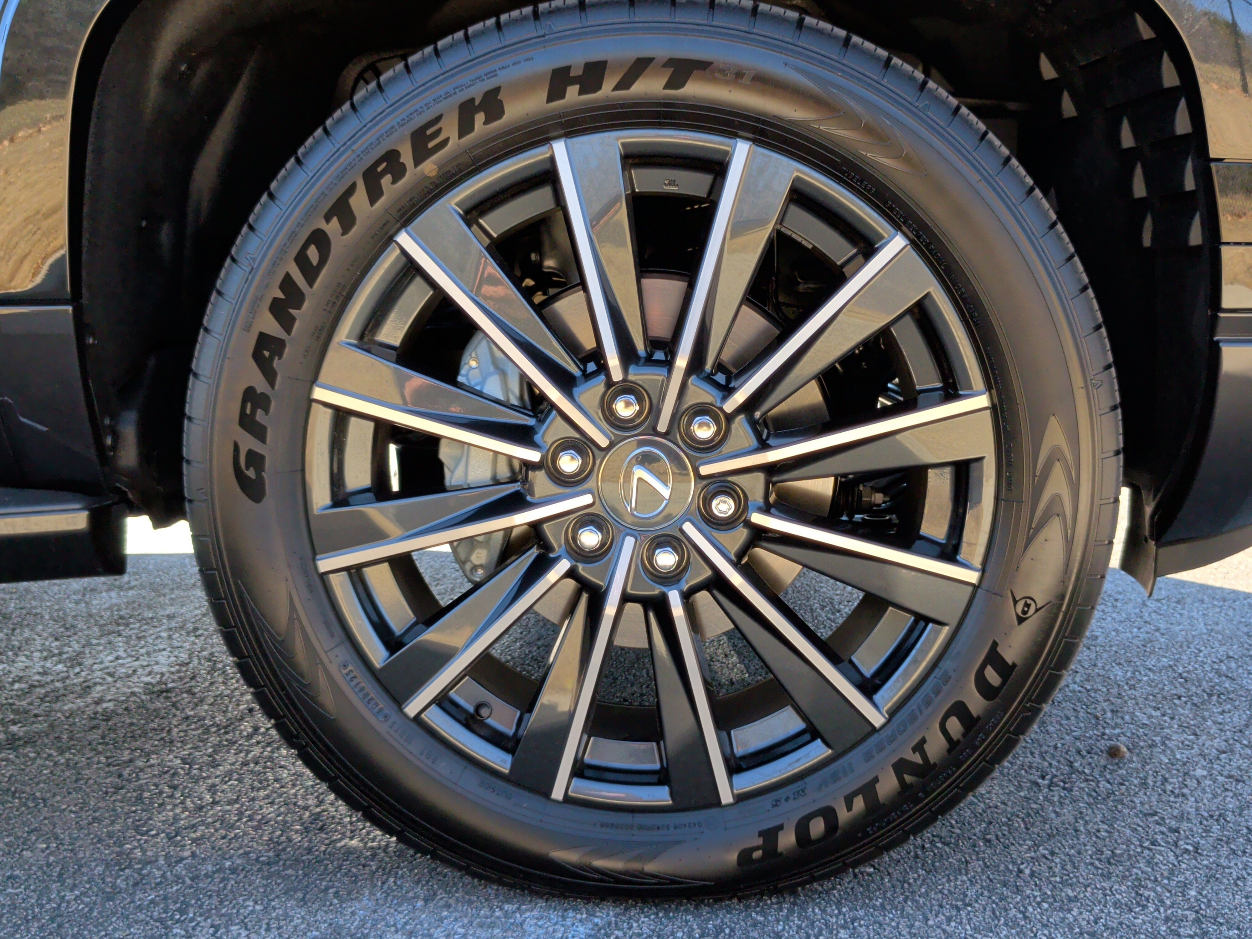 Used 2026 Lexus GX 550 w/ Accessory Package (2T) image 12