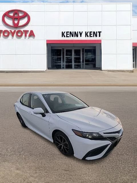 Certified 2024 Toyota Camry SE FWD image 1