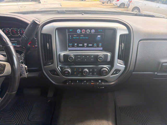 Used 2018 GMC Sierra 2500 SLT w/ Duramax Plus Package AWD/4WD image 21