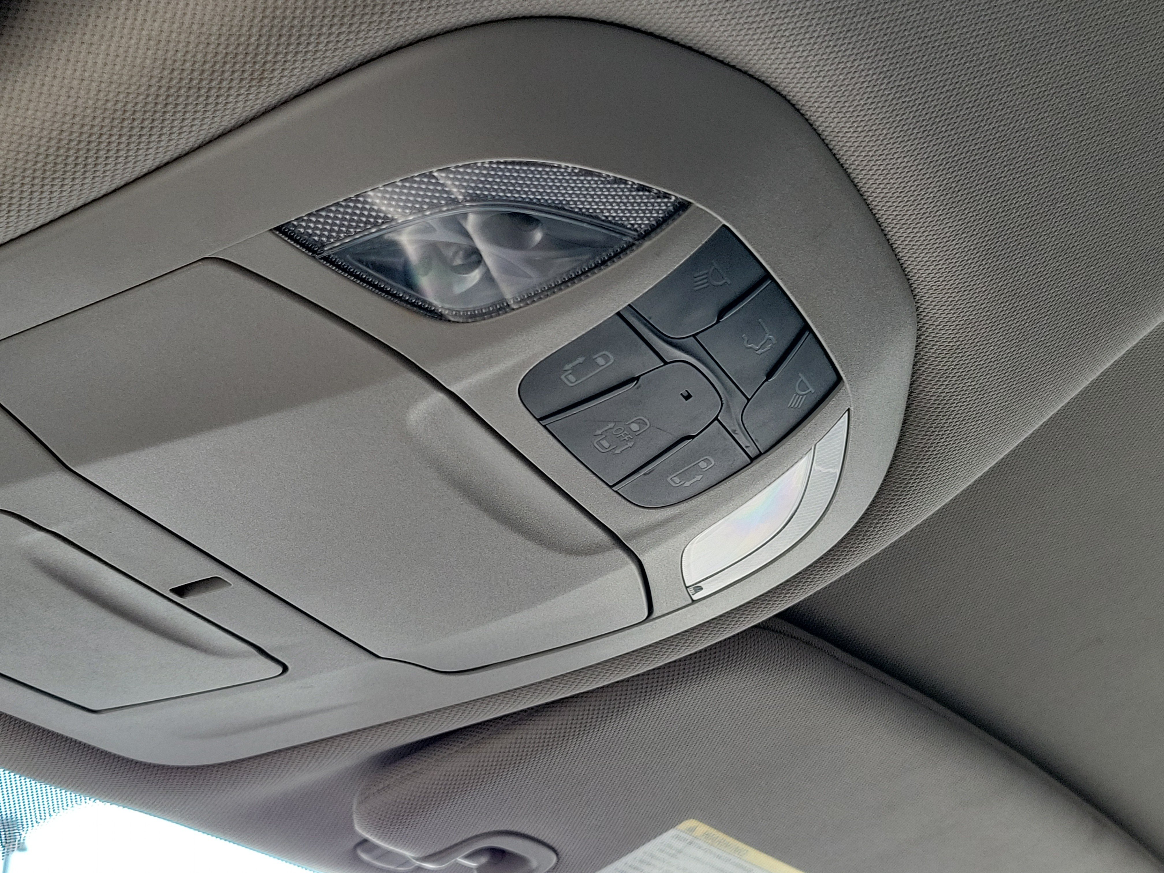 Used 2024 Chrysler Pacifica Touring-L FWD image 31